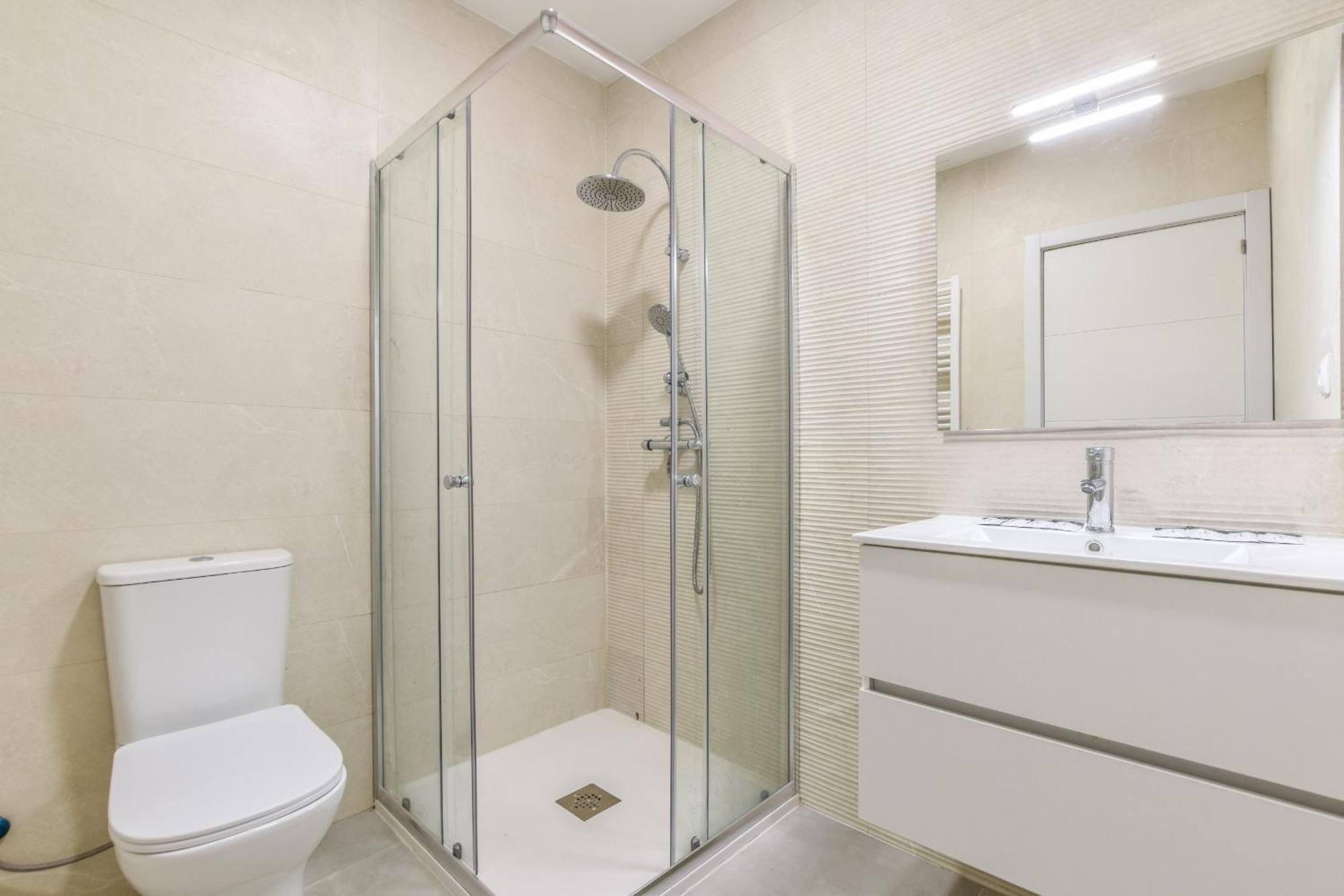Apartamentos En La Avda De La Albufera Alquiler Temporal Madrid Bagian luar foto
