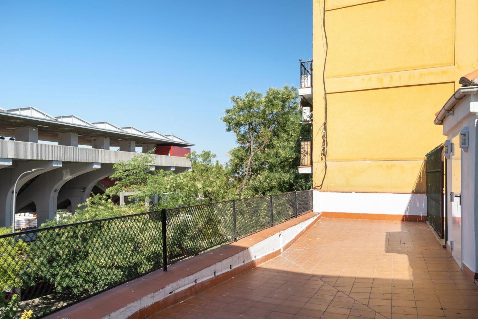 Apartamentos En La Avda De La Albufera Alquiler Temporal Madrid Bagian luar foto